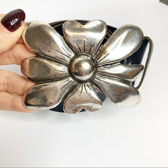 Antoniazzi Firenze Italy leather flower buckle XL - Picture 7 of 7